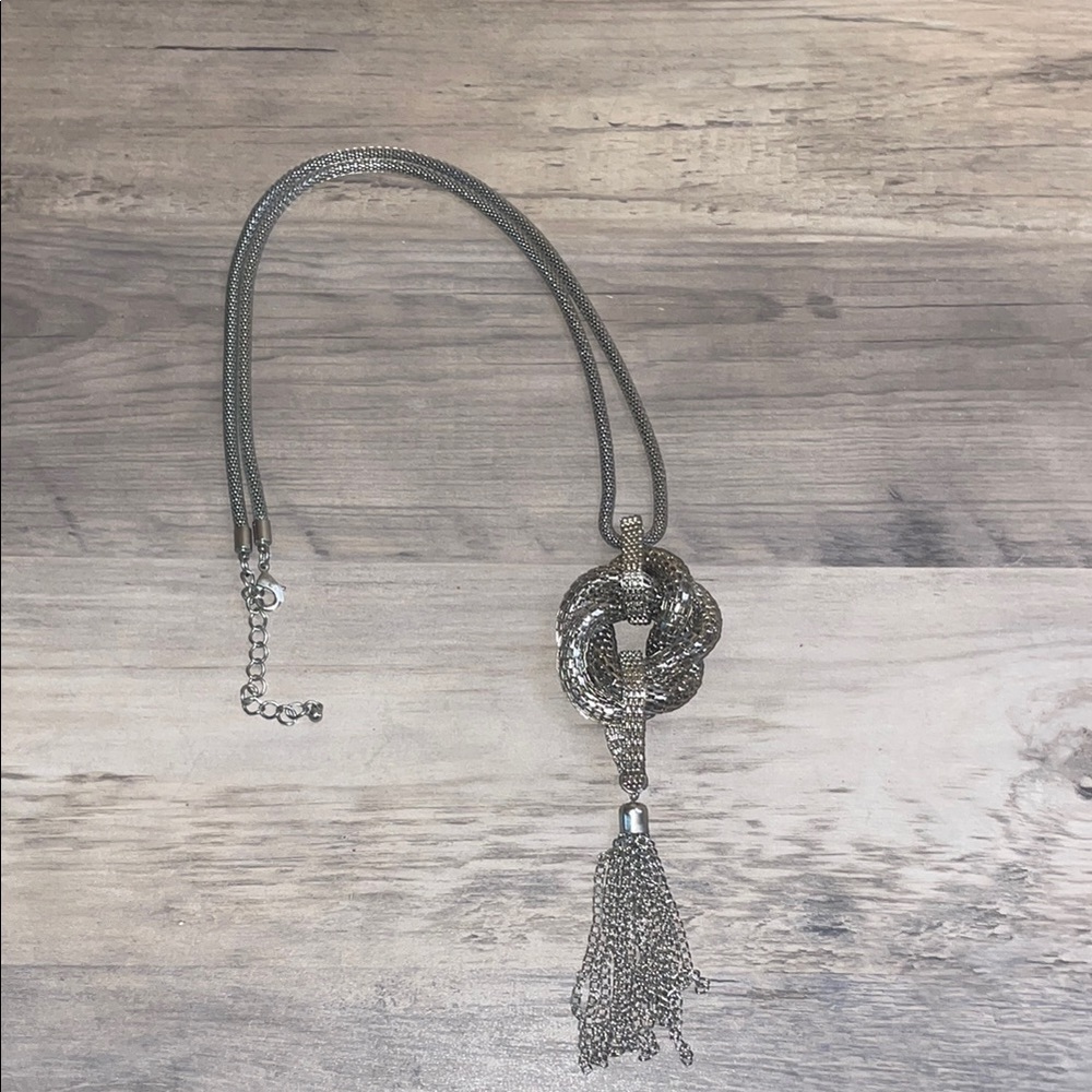 Women’s necklace silver tone rope circle pendant with tassels simple classy